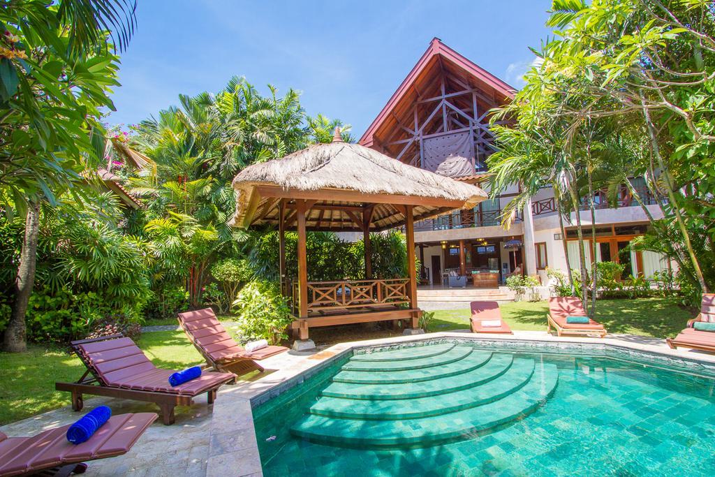New Daria Villas Seminyak Zewnętrze zdjęcie